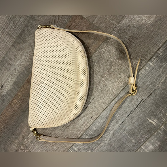 Clare V cream perf grande Fanny - Picture 8 of 9